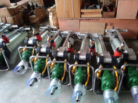 點(diǎn)擊查看詳細(xì)信息<br>標(biāo)題：MQT-130/2.8型氣動(dòng)錨桿鉆機(jī)15898635797 0537-3202711 閱讀次數(shù)：2583