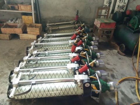 點(diǎn)擊查看詳細(xì)信息<br>標(biāo)題：MQT-120/2.8型氣動(dòng)錨桿鉆機(jī)15898635797 0537-3202711 閱讀次數(shù)：50963